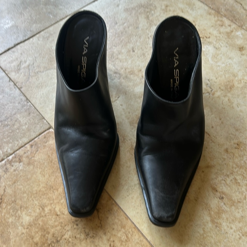Via Spiga Black Leather Pointed Toe Mule Heels